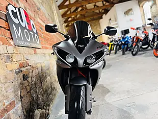 Used 2012 Yamaha R1 Big Bang Grey - Interior and Exterior details 19