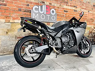 Used 2012 Yamaha R1 Big Bang Grey - Interior and Exterior details 4