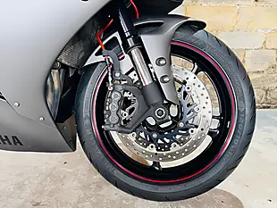 Used 2012 Yamaha R1 Big Bang Grey - Interior and Exterior details 5