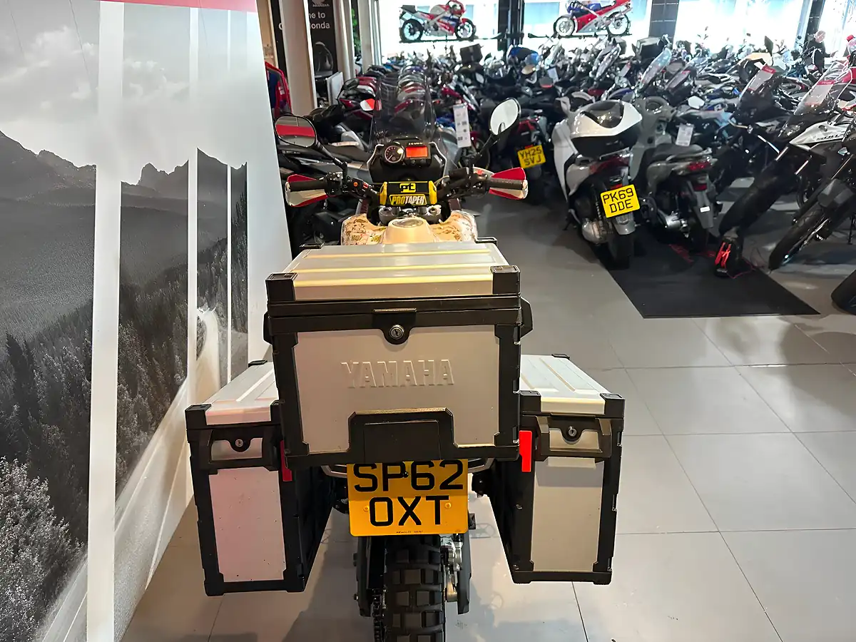 Used 2012 Yamaha XT600 Xt White - Interior and Exterior details 5