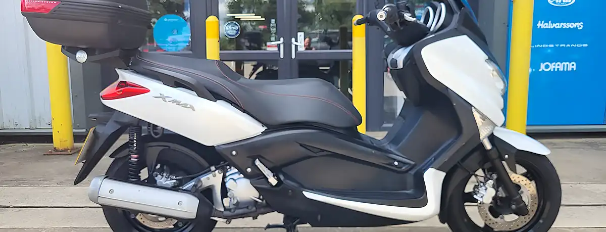 Used 2012 Yamaha Yp 250R S Max - Front View
