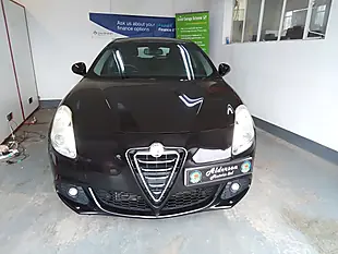Used 2013 Alfa Romeo Giulietta Lusso Black - Interior and Exterior details 5