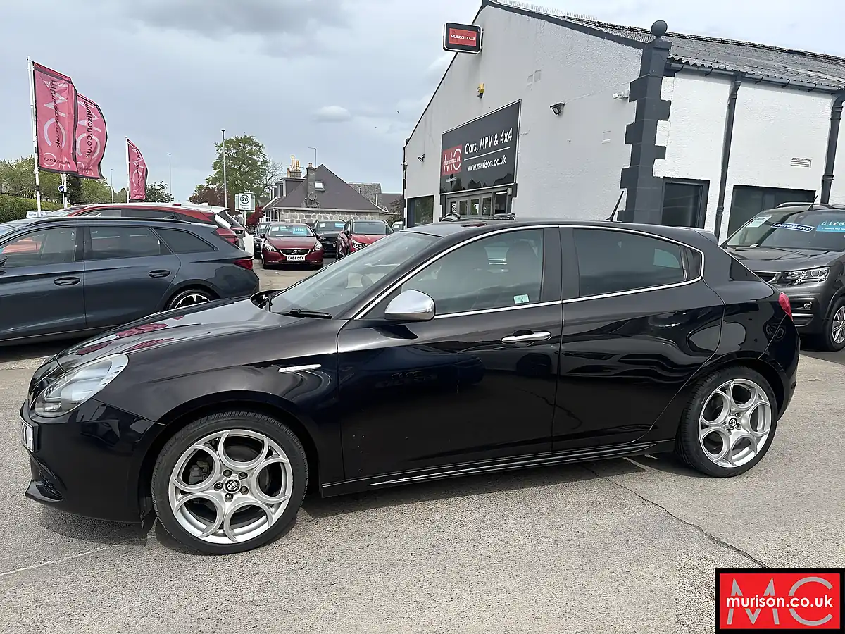 Used 2013 Alfa Romeo Giulietta Veloce Black - Interior and Exterior details 11