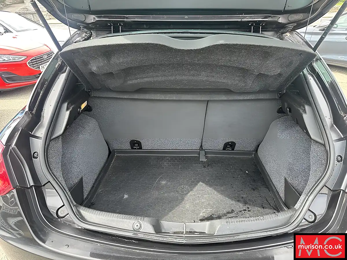 Used 2013 Alfa Romeo Giulietta Veloce Black - Interior and Exterior details 14