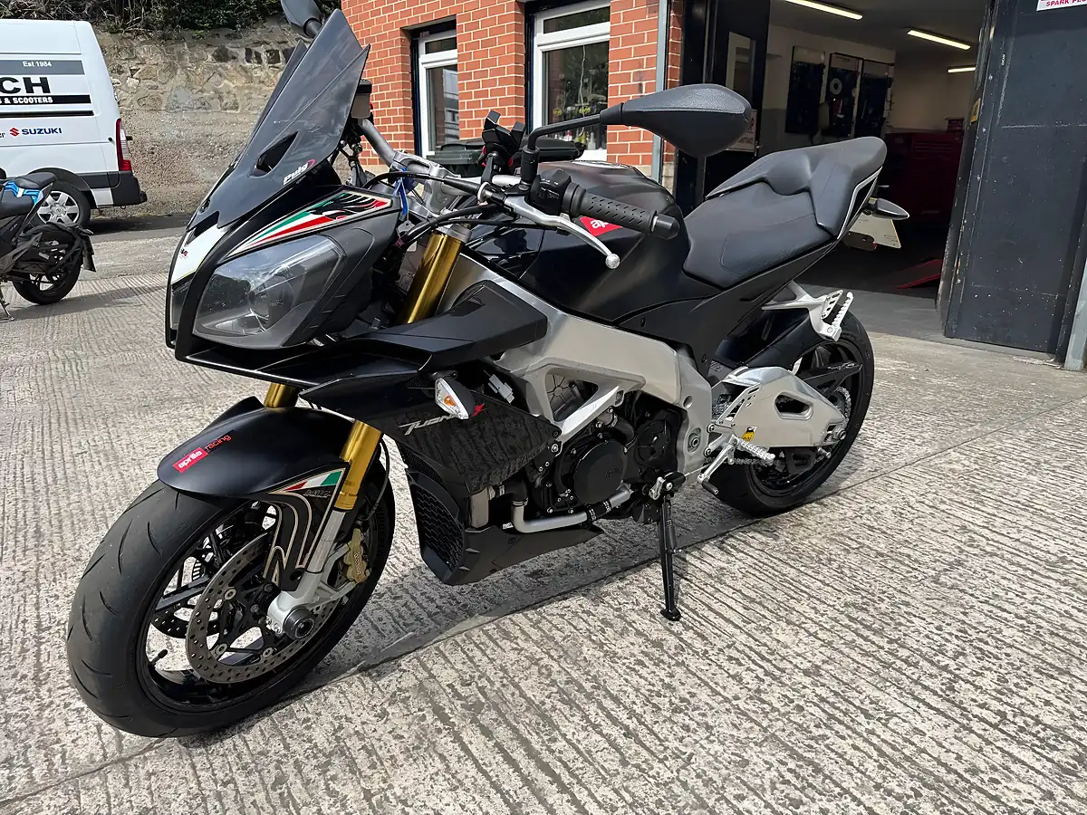 Used 2013 Aprilia Tuono 1000 R Aprc Black - Interior and Exterior details 4