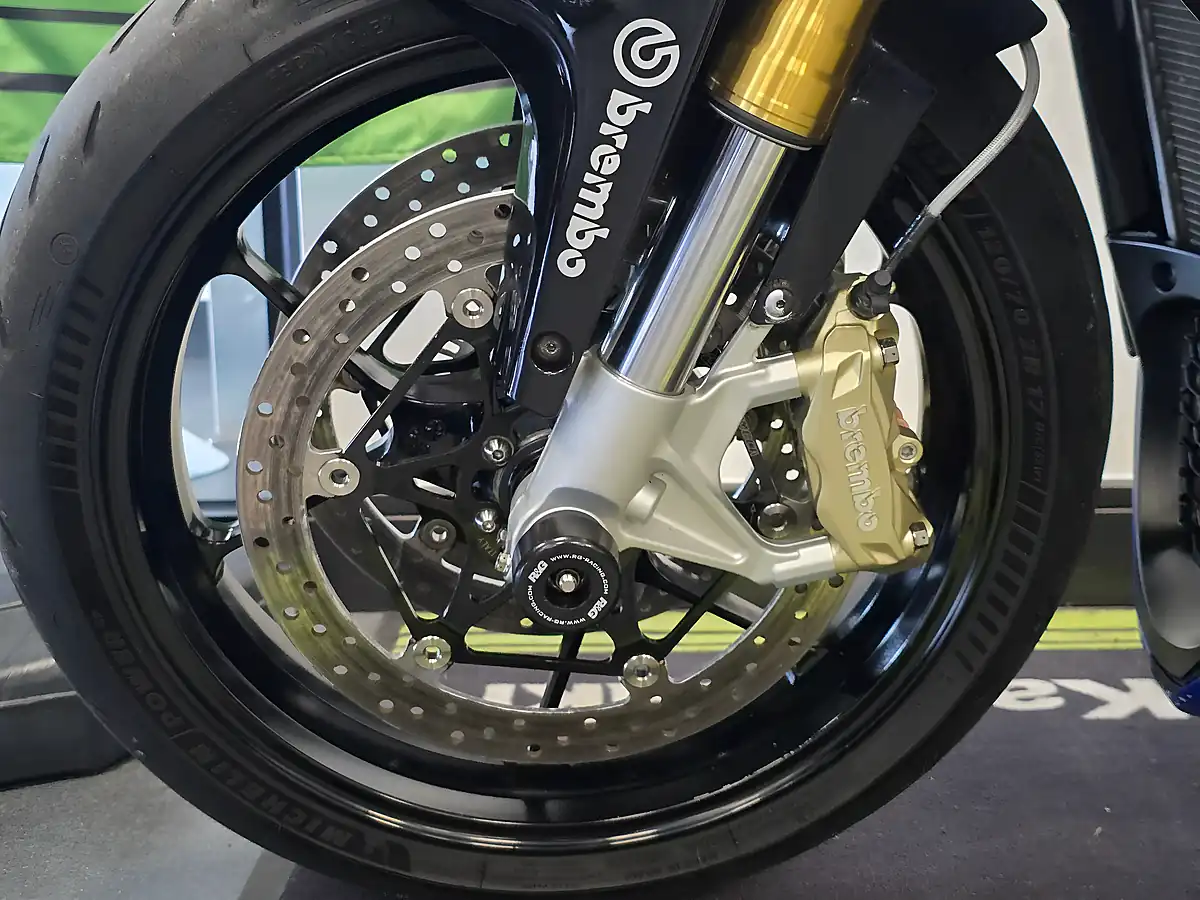 Used 2013 Aprilia Tuono V4 1000 White - Interior and Exterior details 17