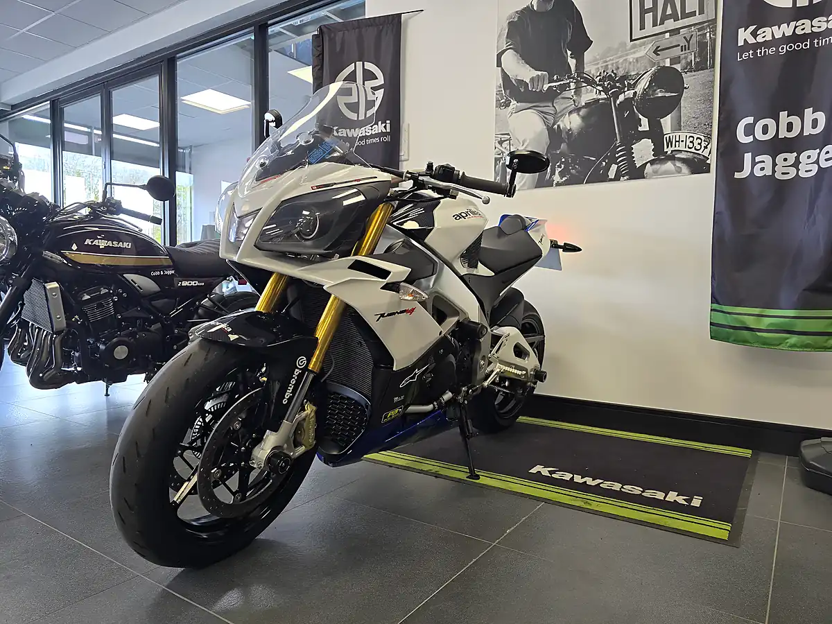 Used 2013 Aprilia Tuono V4 1000 White - Interior and Exterior details 20