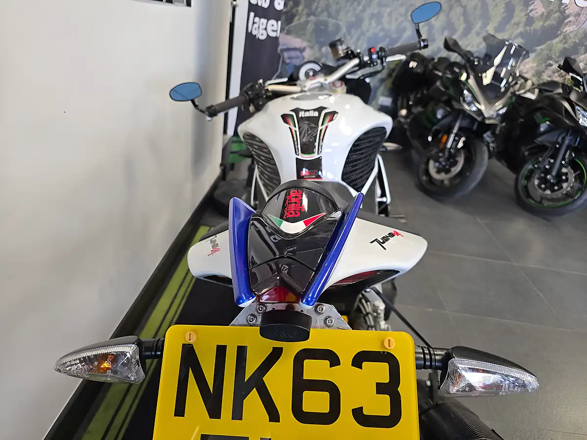 Used 2013 Aprilia Tuono V4 1000 White - Interior and Exterior details 7