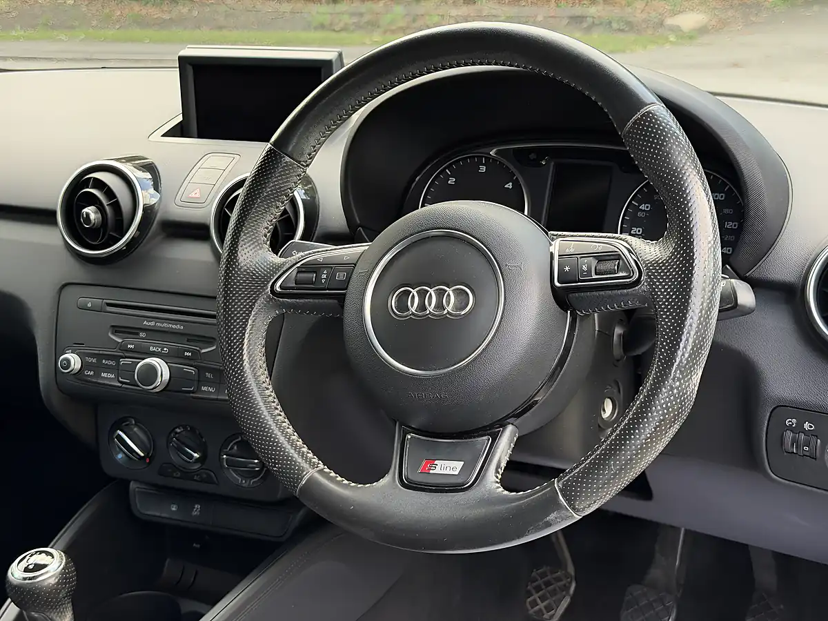 Used 2013 Audi A1 S Line White - Interior and Exterior details 15