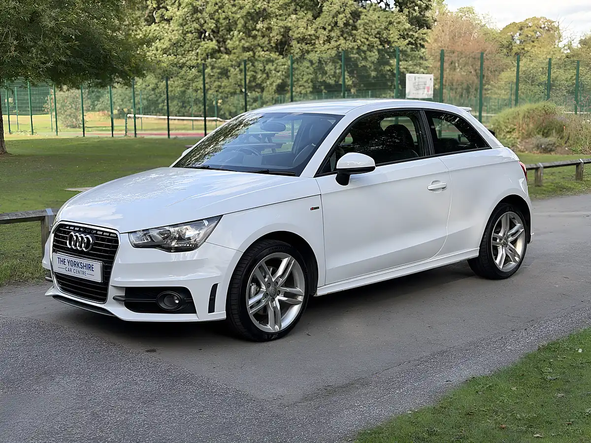 Used 2013 Audi A1 S Line White - Interior and Exterior details 4