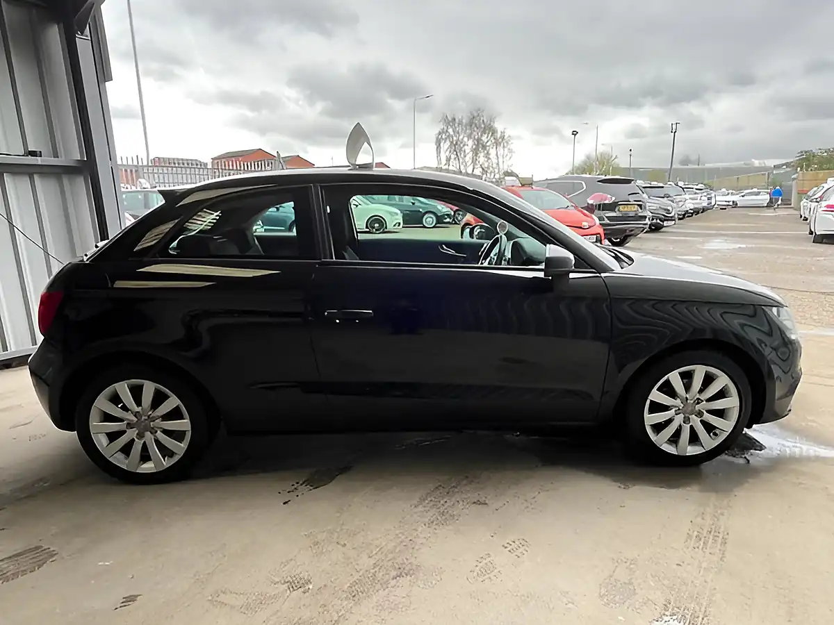 Used 2013 Audi A1 Sport Black - Interior and Exterior details 6