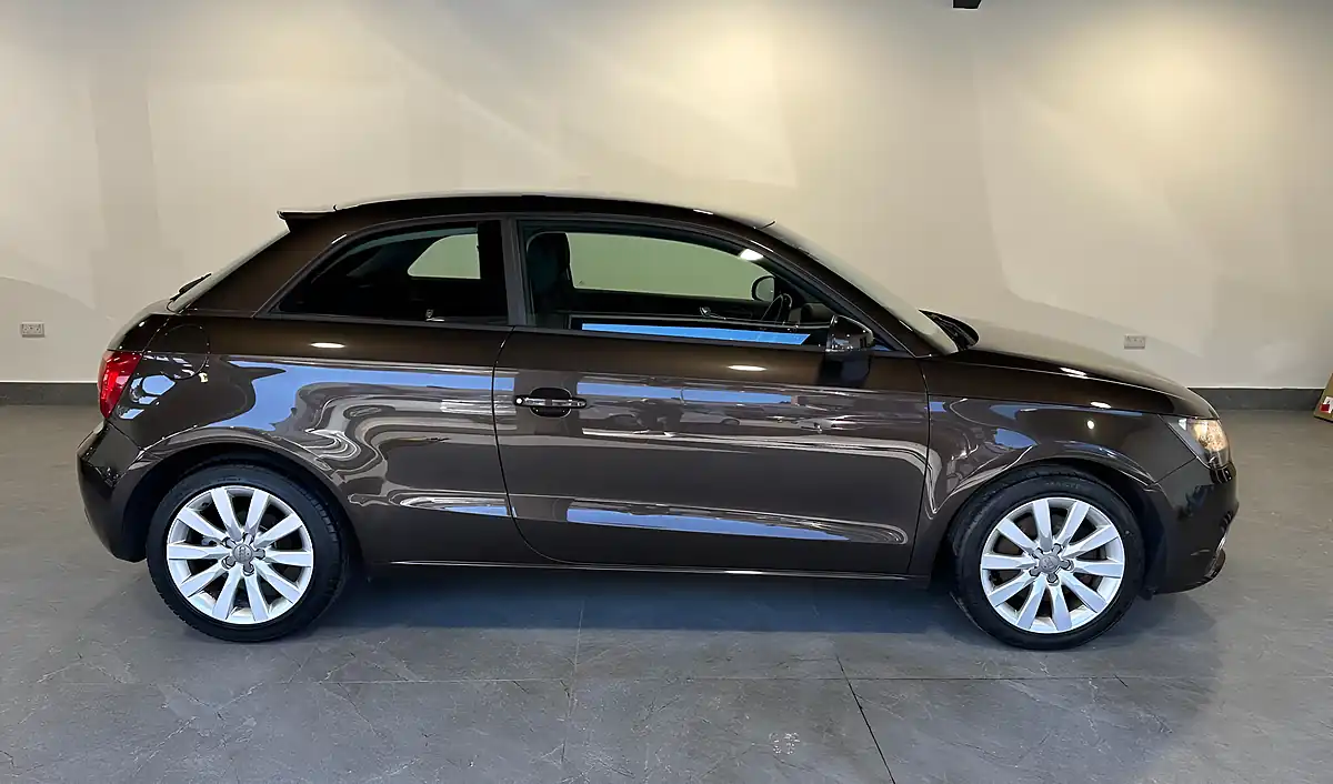 Used 2013 Audi A1 Sport Brown - Interior and Exterior details 2
