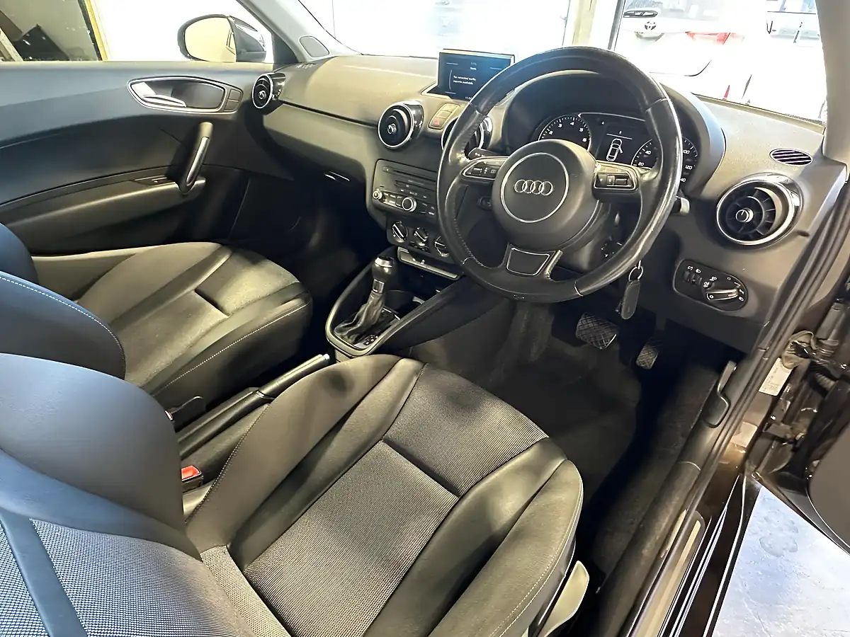 Used 2013 Audi A1 Sport Brown - Interior and Exterior details 9