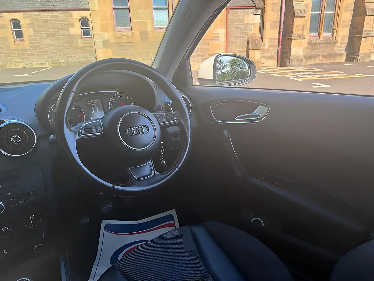 Used 2013 Audi A1 Sport Sportback White - Interior and Exterior details 10