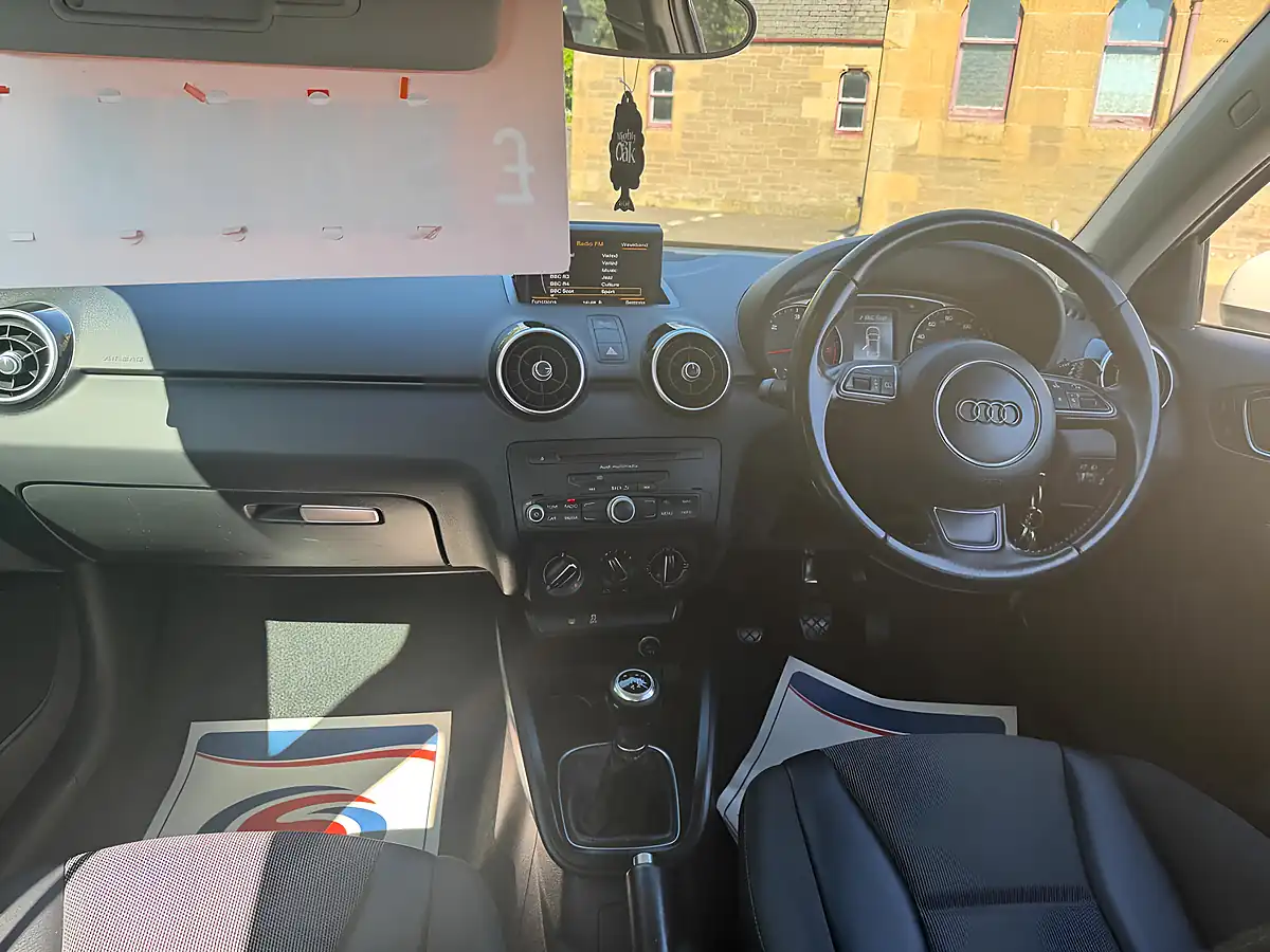 Used 2013 Audi A1 Sport Sportback White - Interior and Exterior details 11