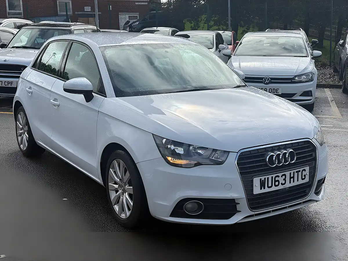 Used 2013 Audi A1 Sport Sportback White - Interior and Exterior details 6