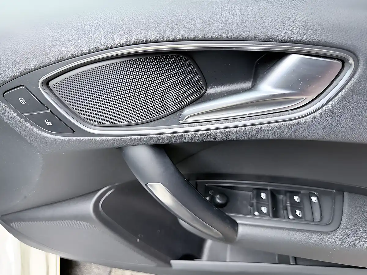 Used 2013 Audi A1 Sport White - Interior and Exterior details 15
