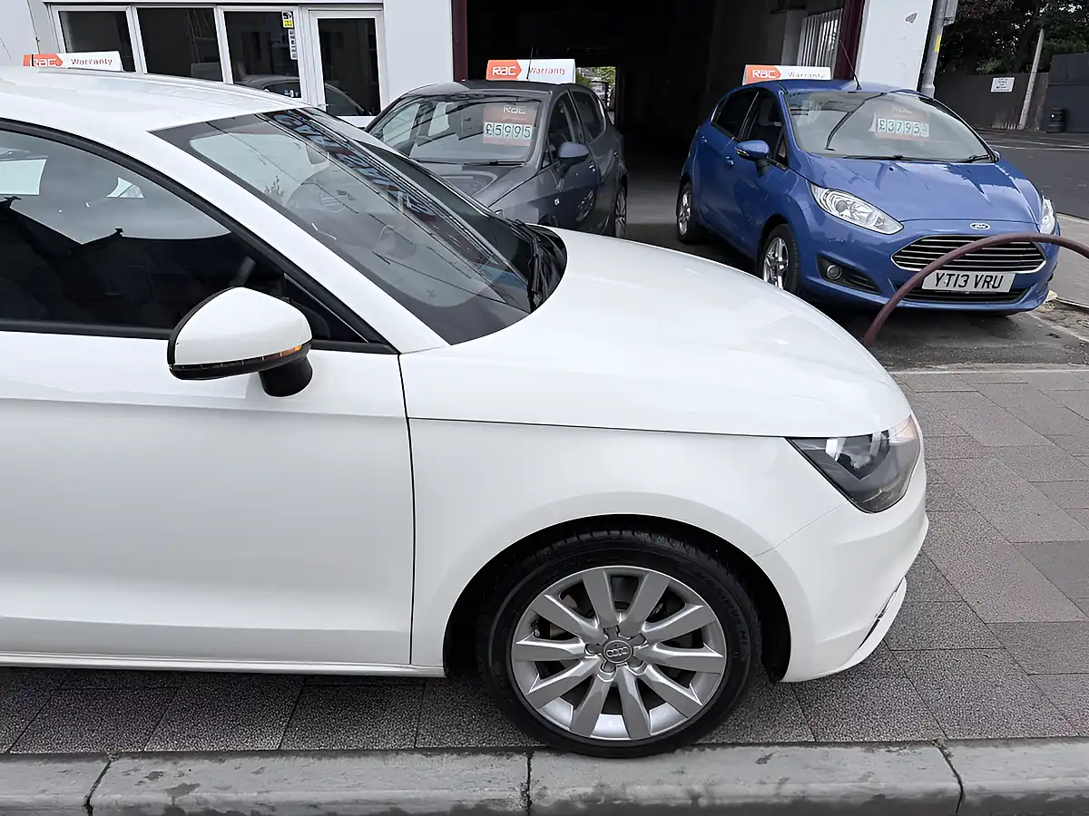 Used 2013 Audi A1 Sport White - Interior and Exterior details 7