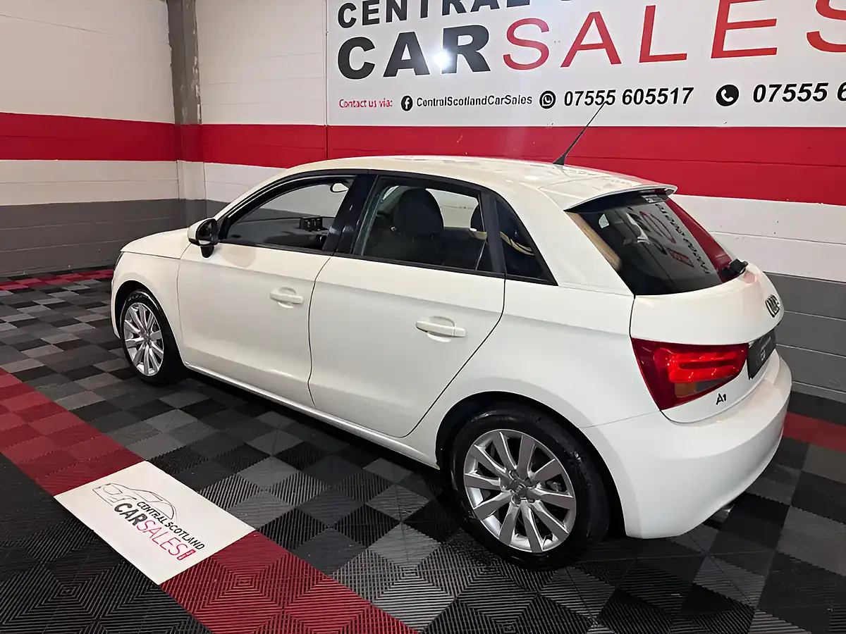 Used 2013 Audi A1 Sport White - Interior and Exterior details 7