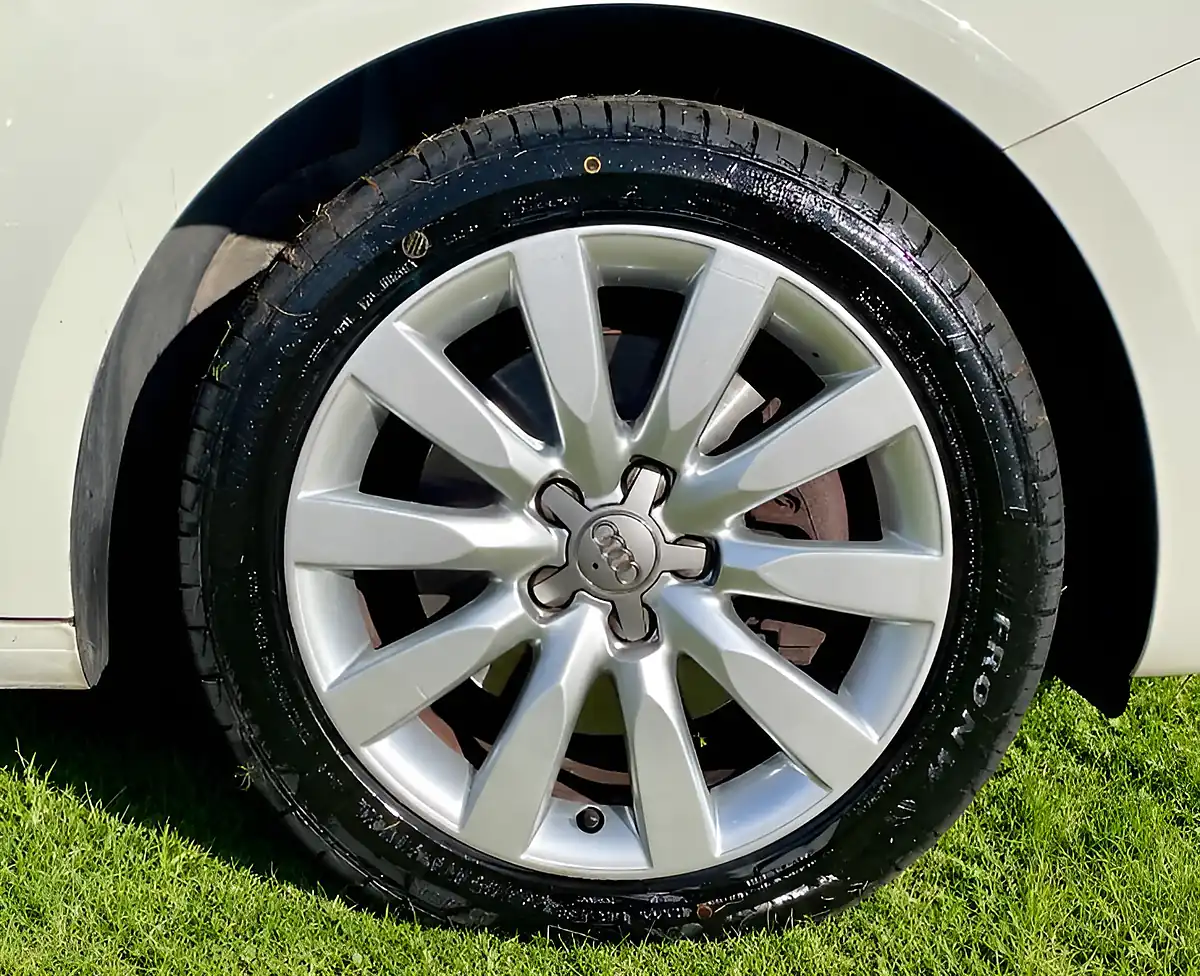 Used 2013 Audi A1 Sport White - Interior and Exterior details 10