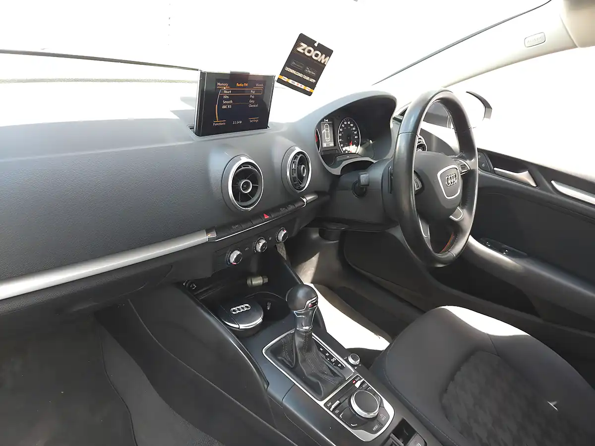 Used 2013 Audi A3 Se Sportback S Tronic Euro 5 (s/S) 5dr - Interior and Exterior details 10