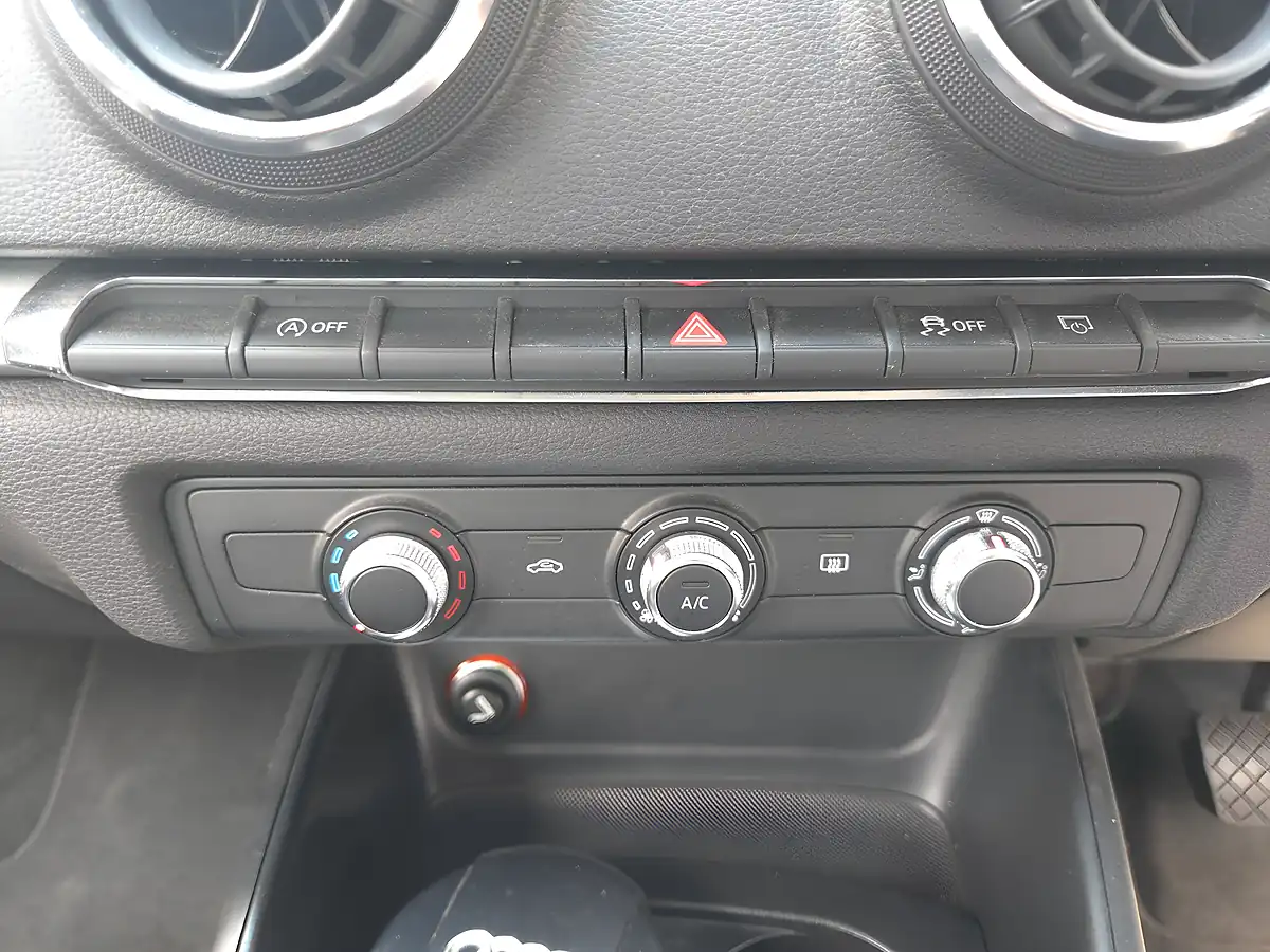 Used 2013 Audi A3 Se Sportback S Tronic Euro 5 (s/S) 5dr - Interior and Exterior details 16
