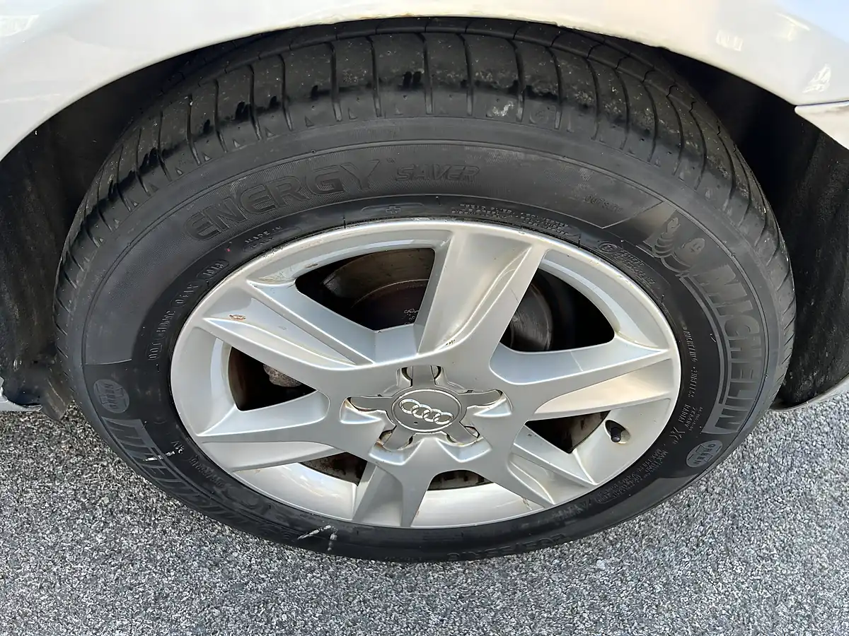 Used 2013 Audi A3 Silver - Interior and Exterior details 16