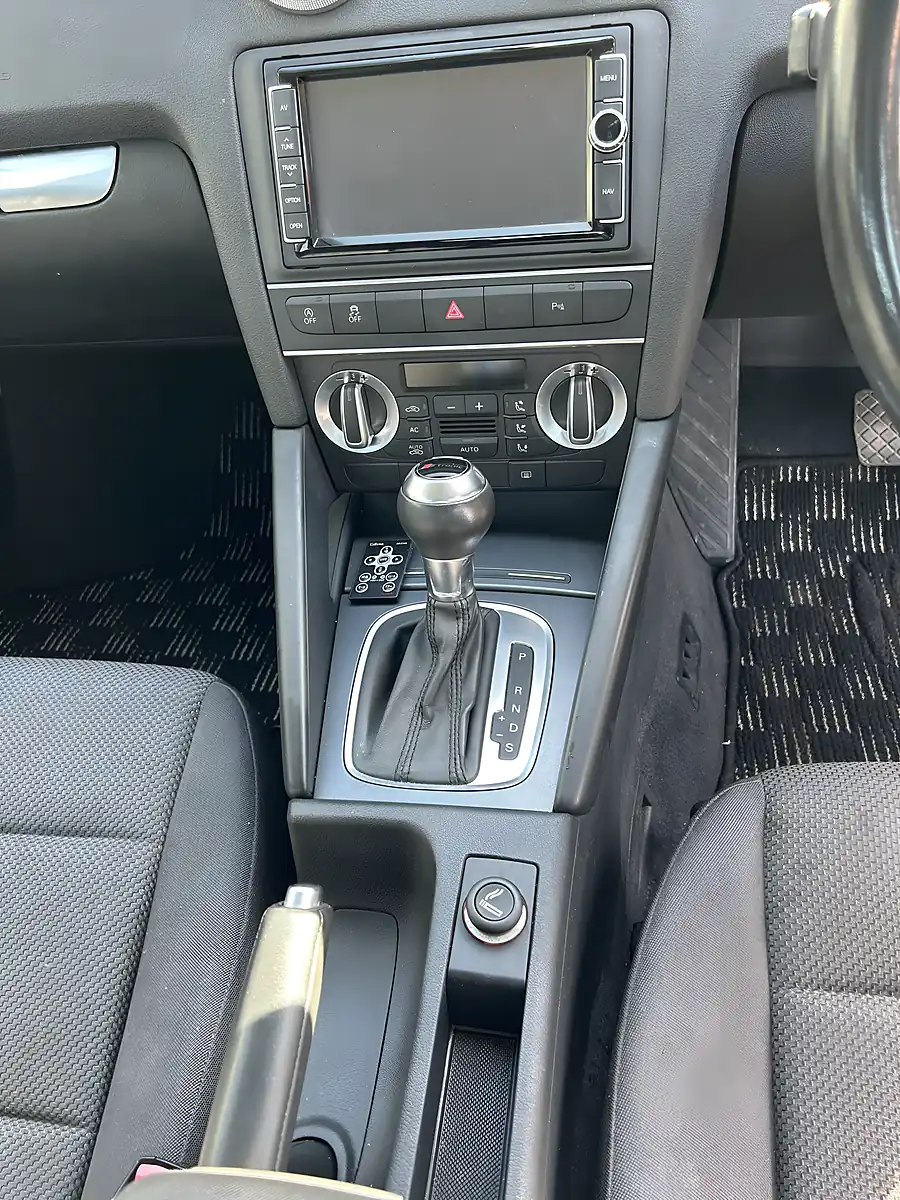 Used 2013 Audi A3 Silver - Interior and Exterior details 3