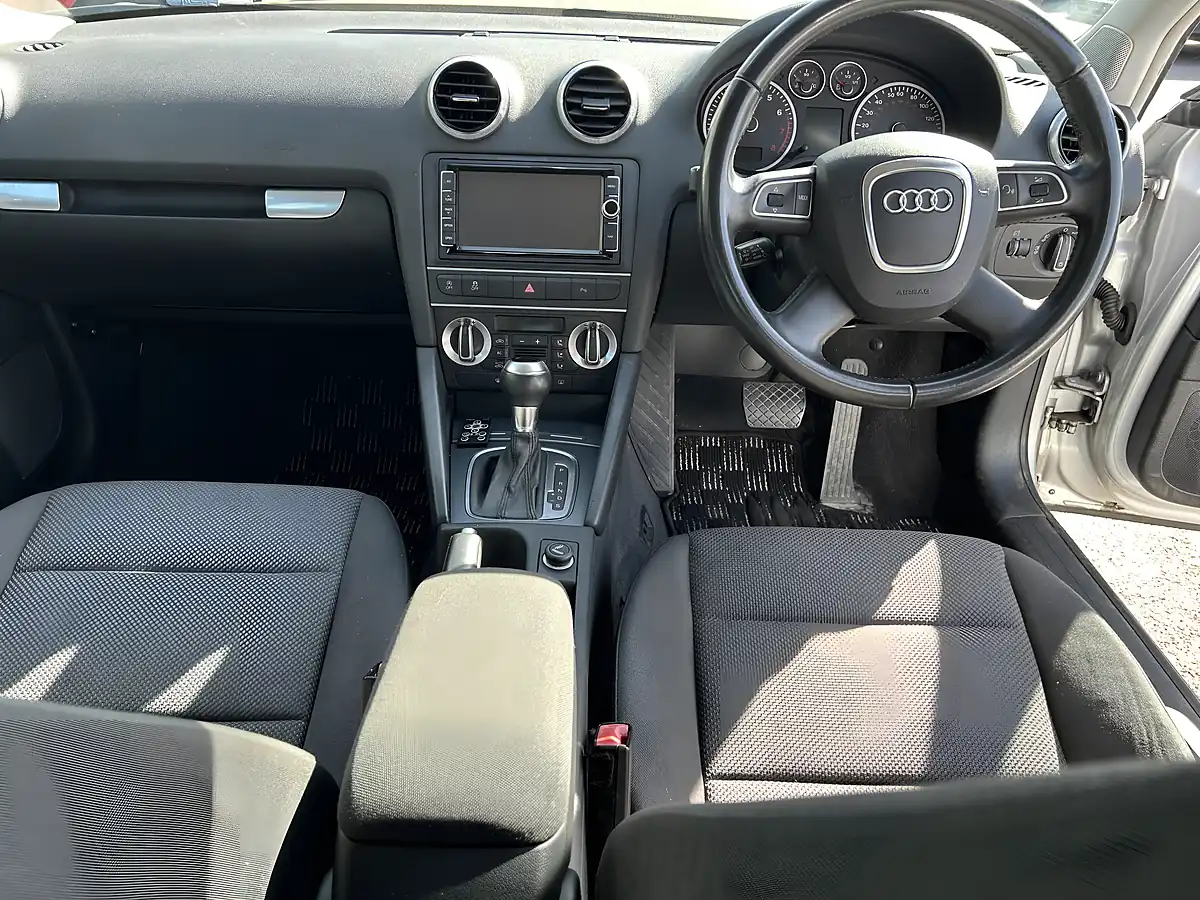 Used 2013 Audi A3 Silver - Interior and Exterior details 7