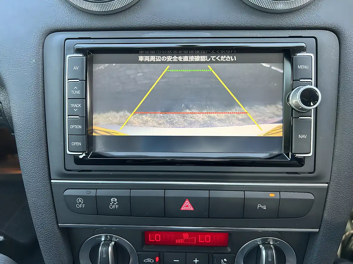 Used 2013 Audi A3 Silver - Interior and Exterior details 9