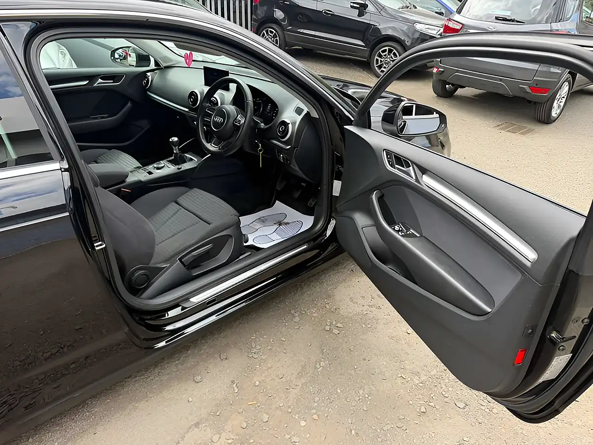 Used 2013 Audi A3 Sport Black - Interior and Exterior details 13