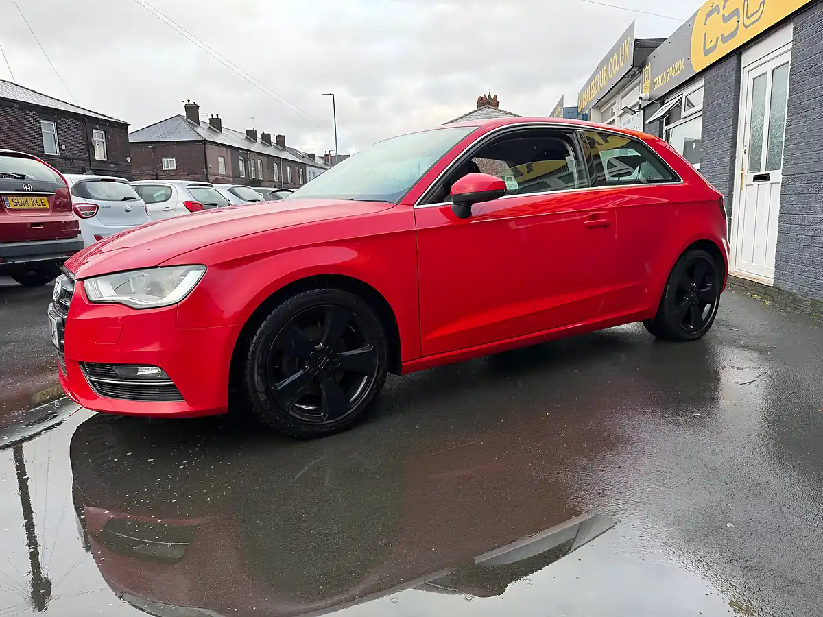 Used 2013 Audi A3 Sport Red - Interior and Exterior details 12