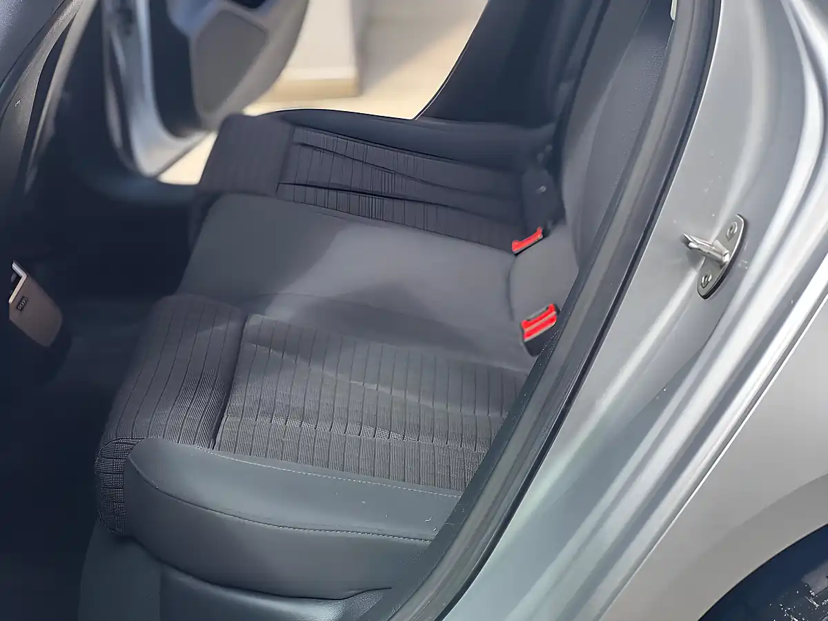 Used 2013 Audi A3 Sport Silver - Interior and Exterior details 8
