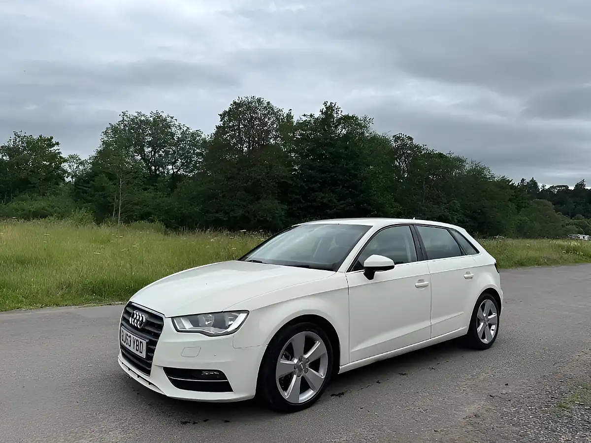 Used 2013 Audi A3 Sport White - Interior and Exterior details 4