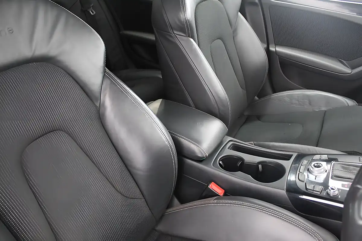 Used 2013 Audi A4 Avant Black Edition Black - Interior and Exterior details 16