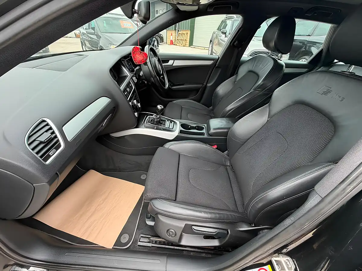 Used 2013 Audi A4 Avant S Line Black - Interior and Exterior details 20