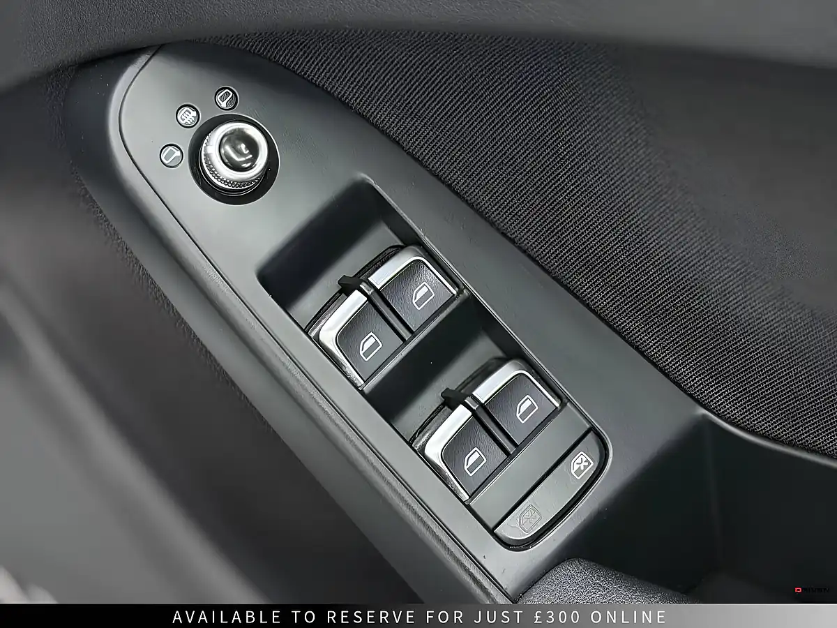 Used 2013 Audi A4 Avant Se Silver - Interior and Exterior details 13
