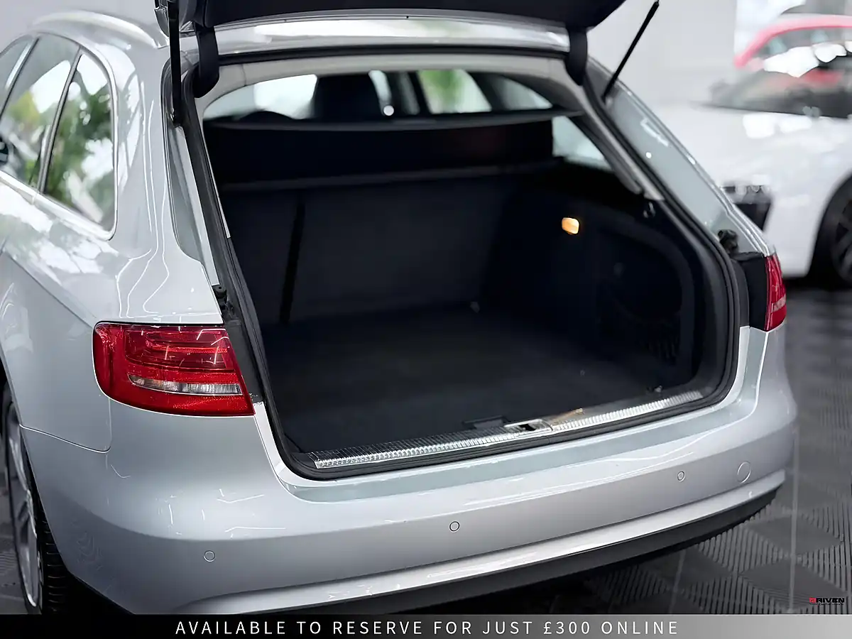 Used 2013 Audi A4 Avant Se Silver - Interior and Exterior details 18