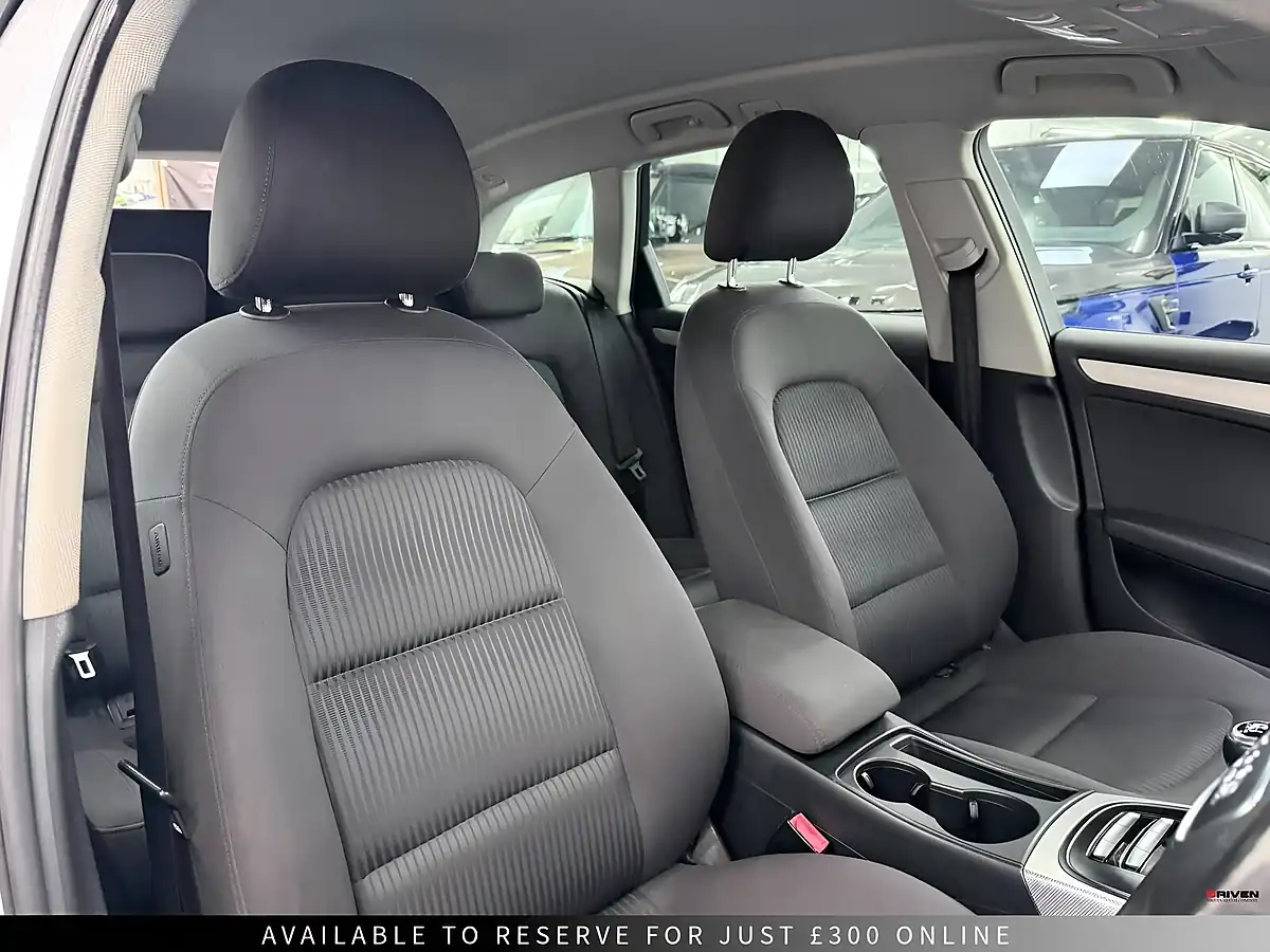 Used 2013 Audi A4 Avant Se Silver - Interior and Exterior details 4