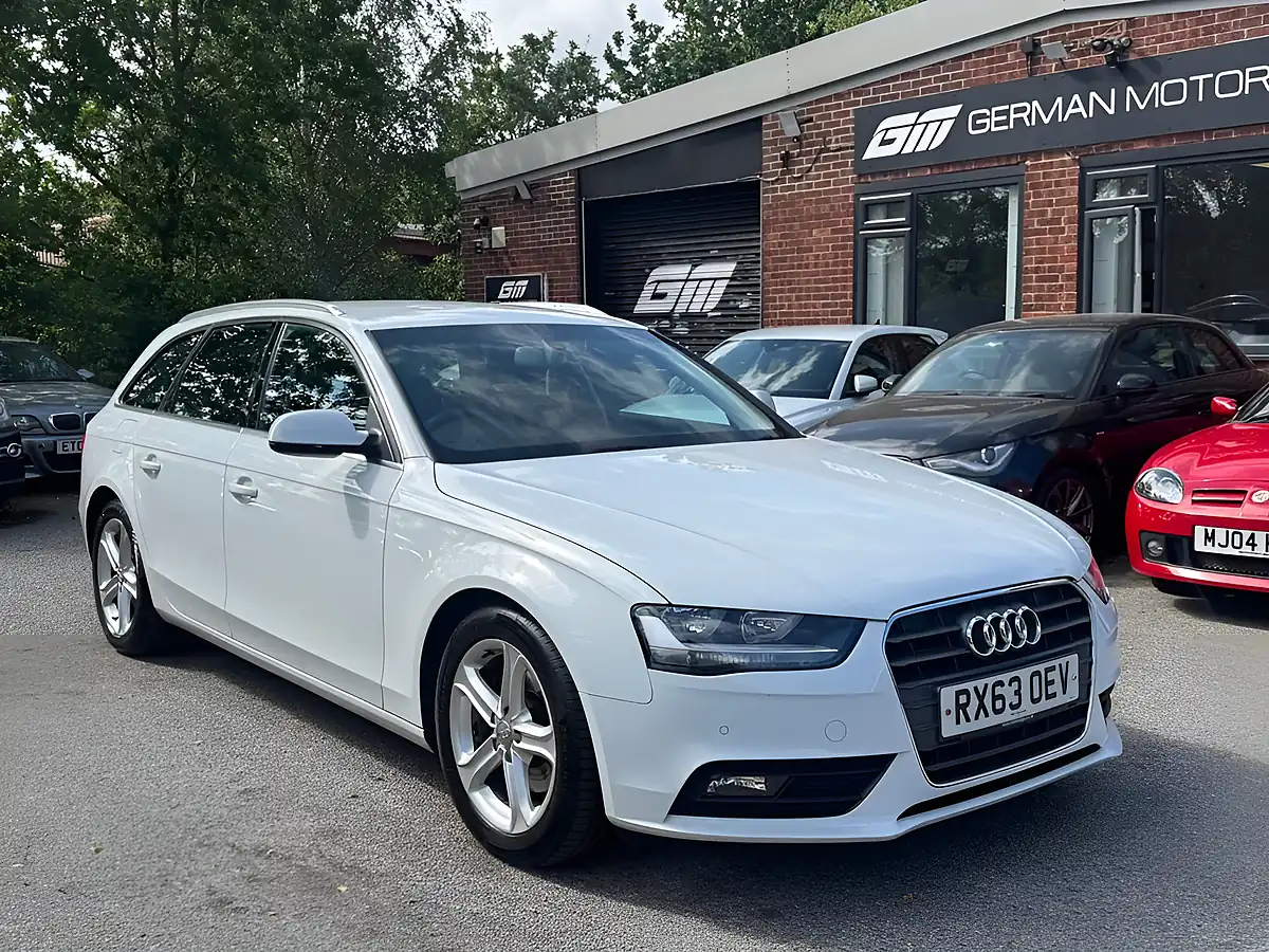 Used 2013 Audi A4 Avant Se Technik White - Front View