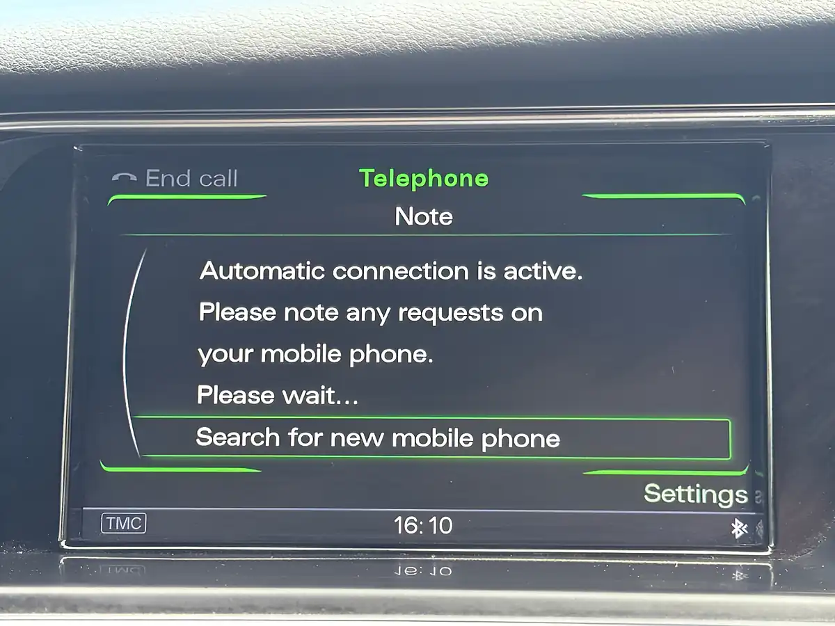 Used 2013 Audi A4 Avant Se Technik White - Interior and Exterior details 16