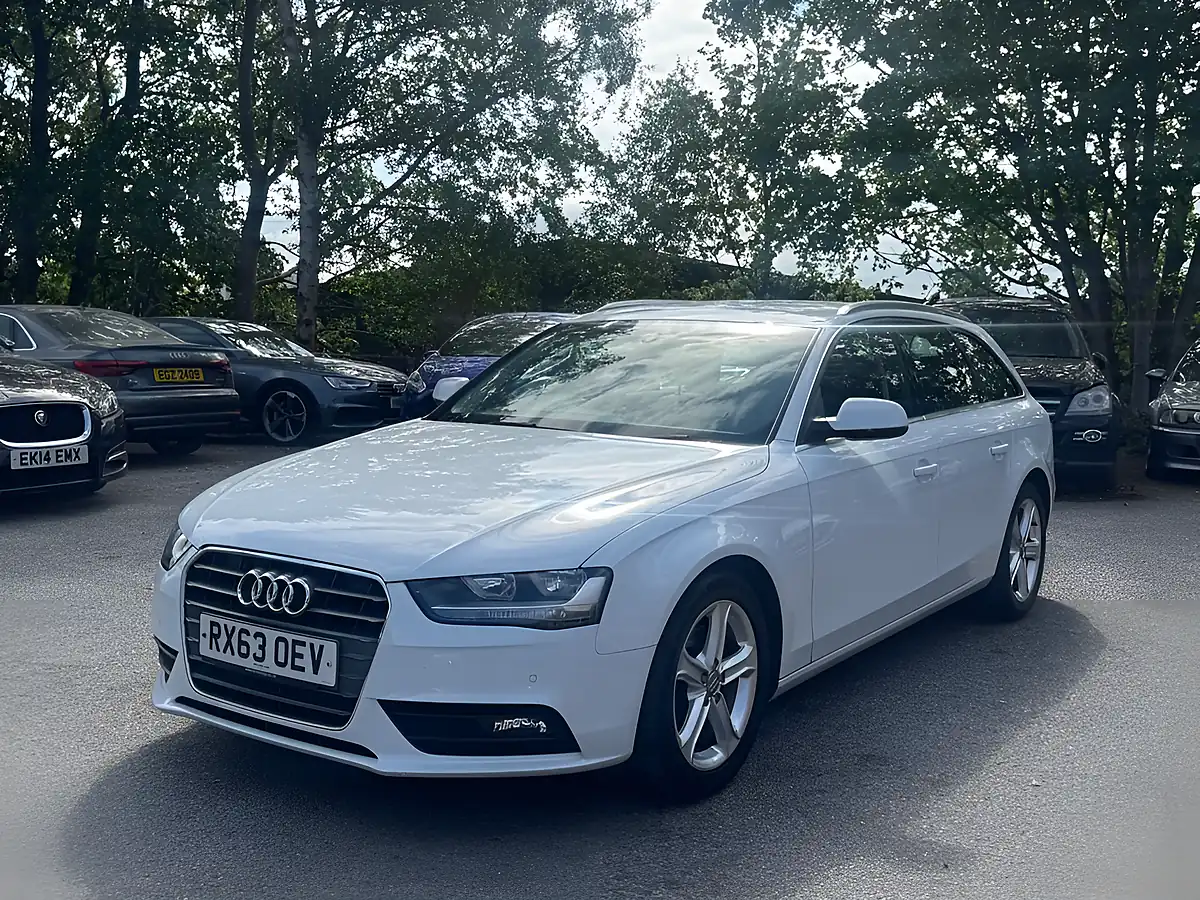 Used 2013 Audi A4 Avant Se Technik White - Interior and Exterior details 2