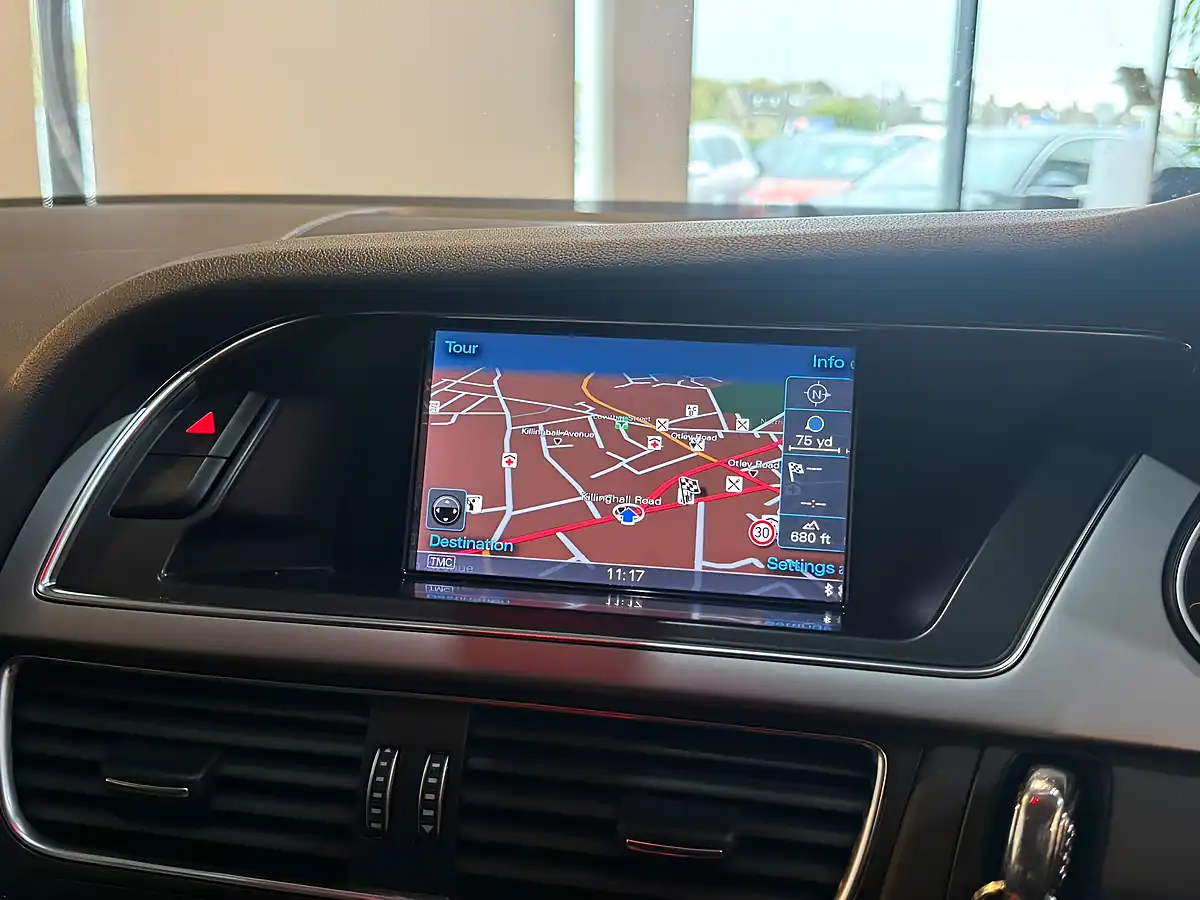 Used 2013 Audi A4 Avant Se Technik White - Interior and Exterior details 15
