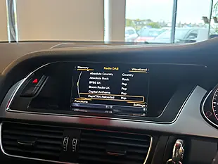 Used 2013 Audi A4 Avant Se Technik White - Interior and Exterior details 16