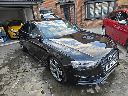 2013 Audi A4 2.0 TDI Black Edition