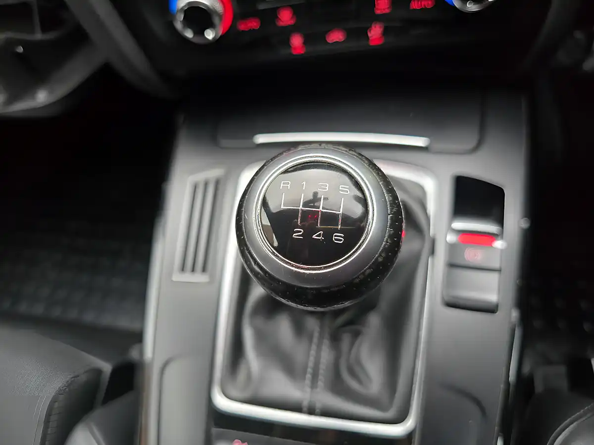 Used 2013 Audi A4 Black Edition Black - Interior and Exterior details 4