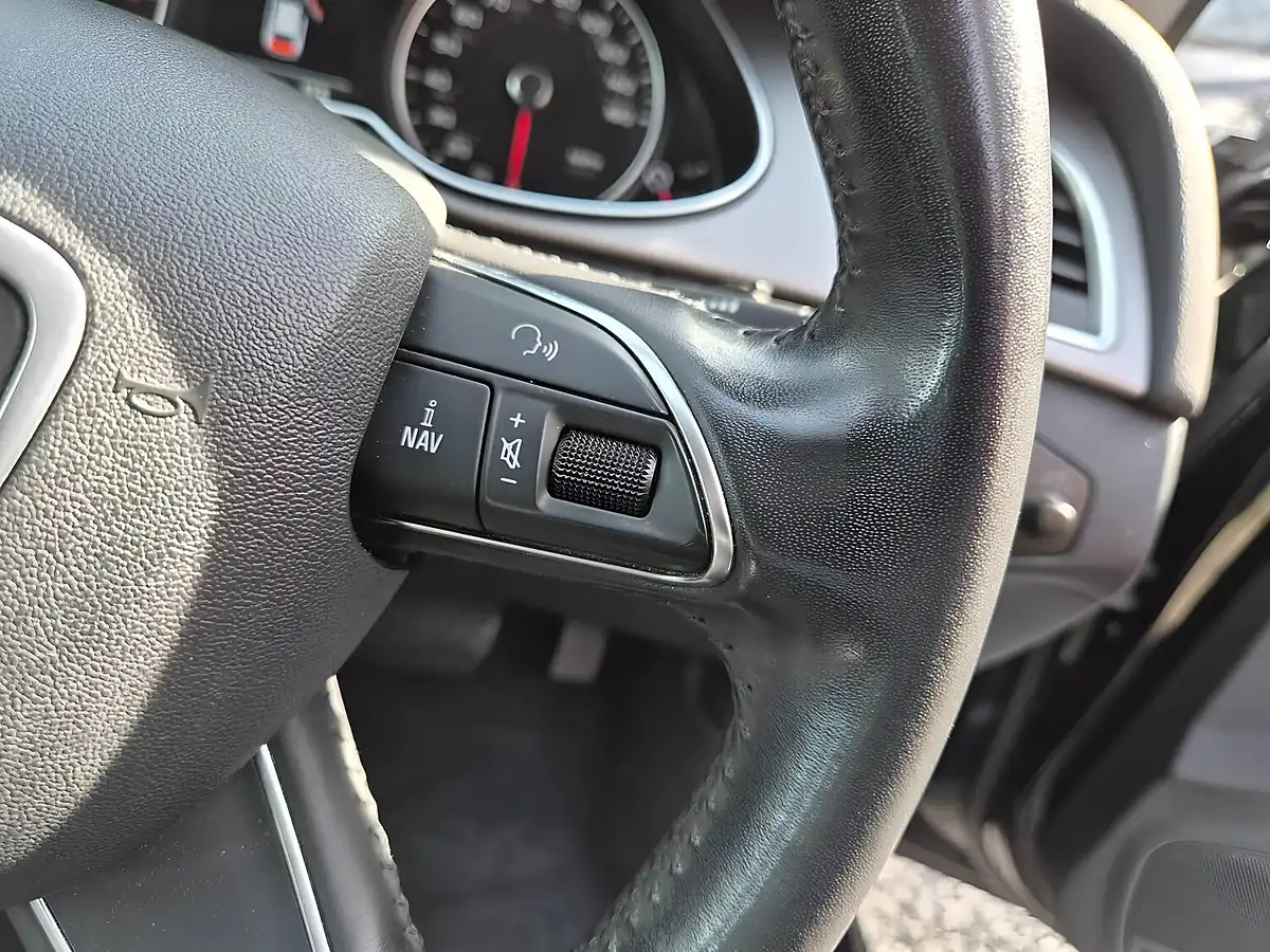 Used 2013 Audi A4 Se Technik Black - Interior and Exterior details 19
