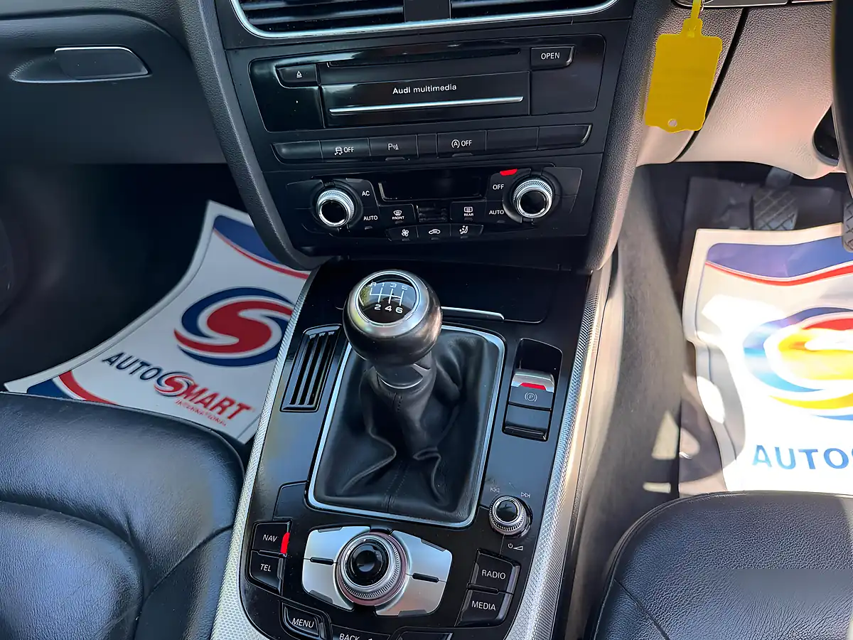 Used 2013 Audi A4 Se Technik Red - Interior and Exterior details 17