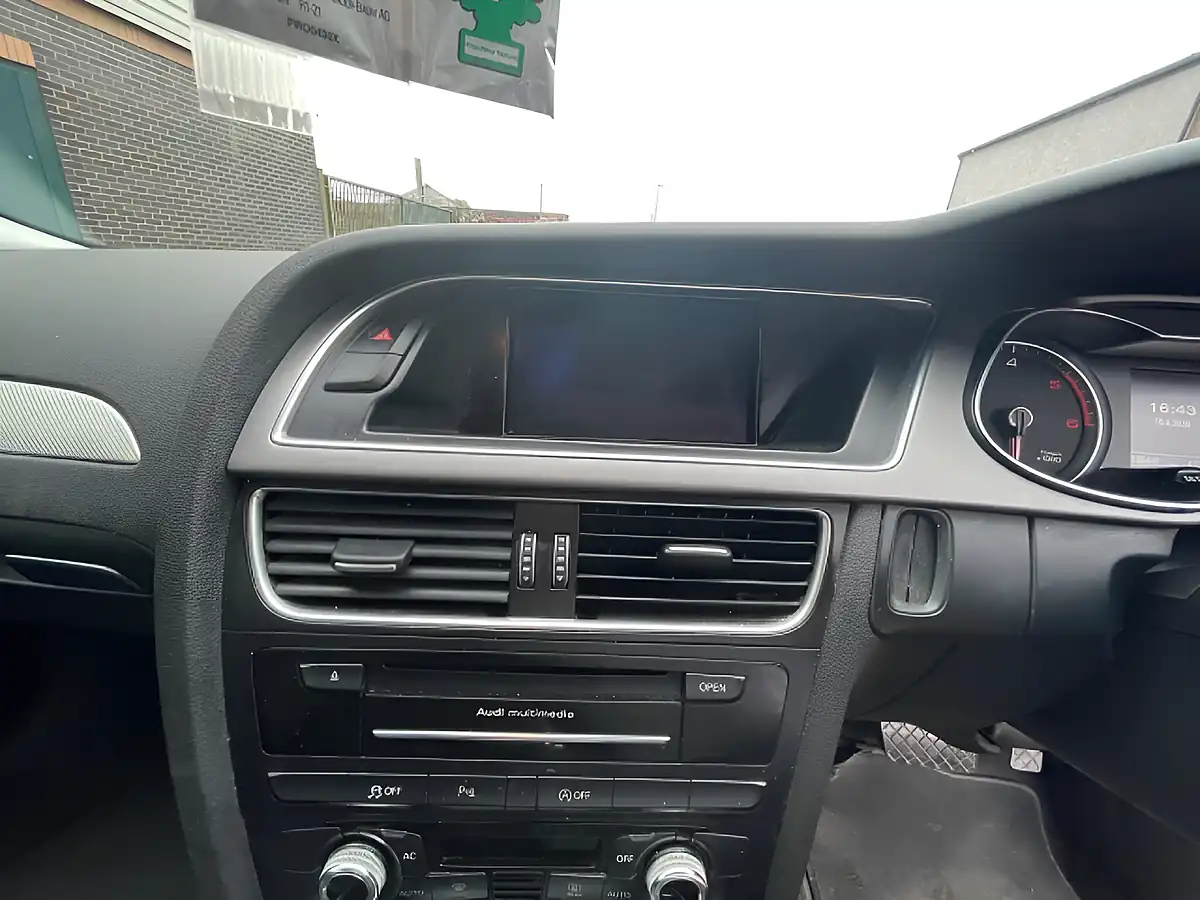 Used 2013 Audi A4 Se White - Interior and Exterior details 20