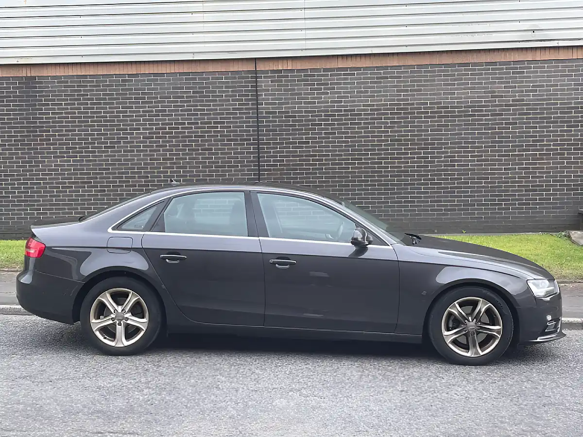 Used 2013 Audi A4 Se White - Interior and Exterior details 7
